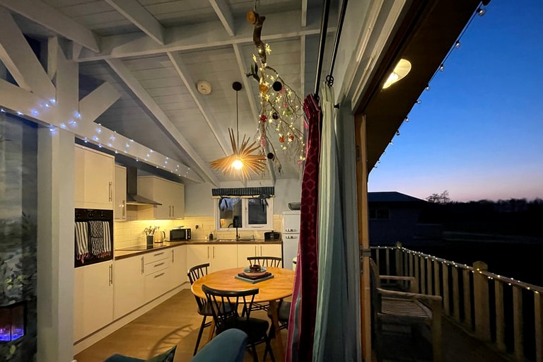 Cabins (United Kingdom, Market Harborough, England)