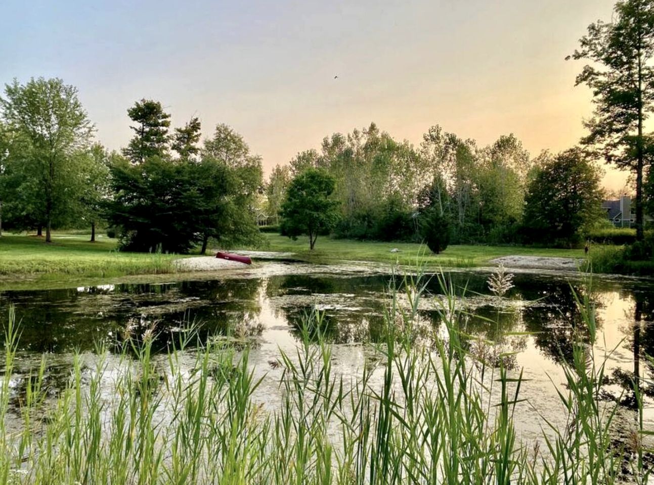Beautiful Countryside Cabin Rental for a Relaxing Getaway on the Lake in Sawyer, Michigan