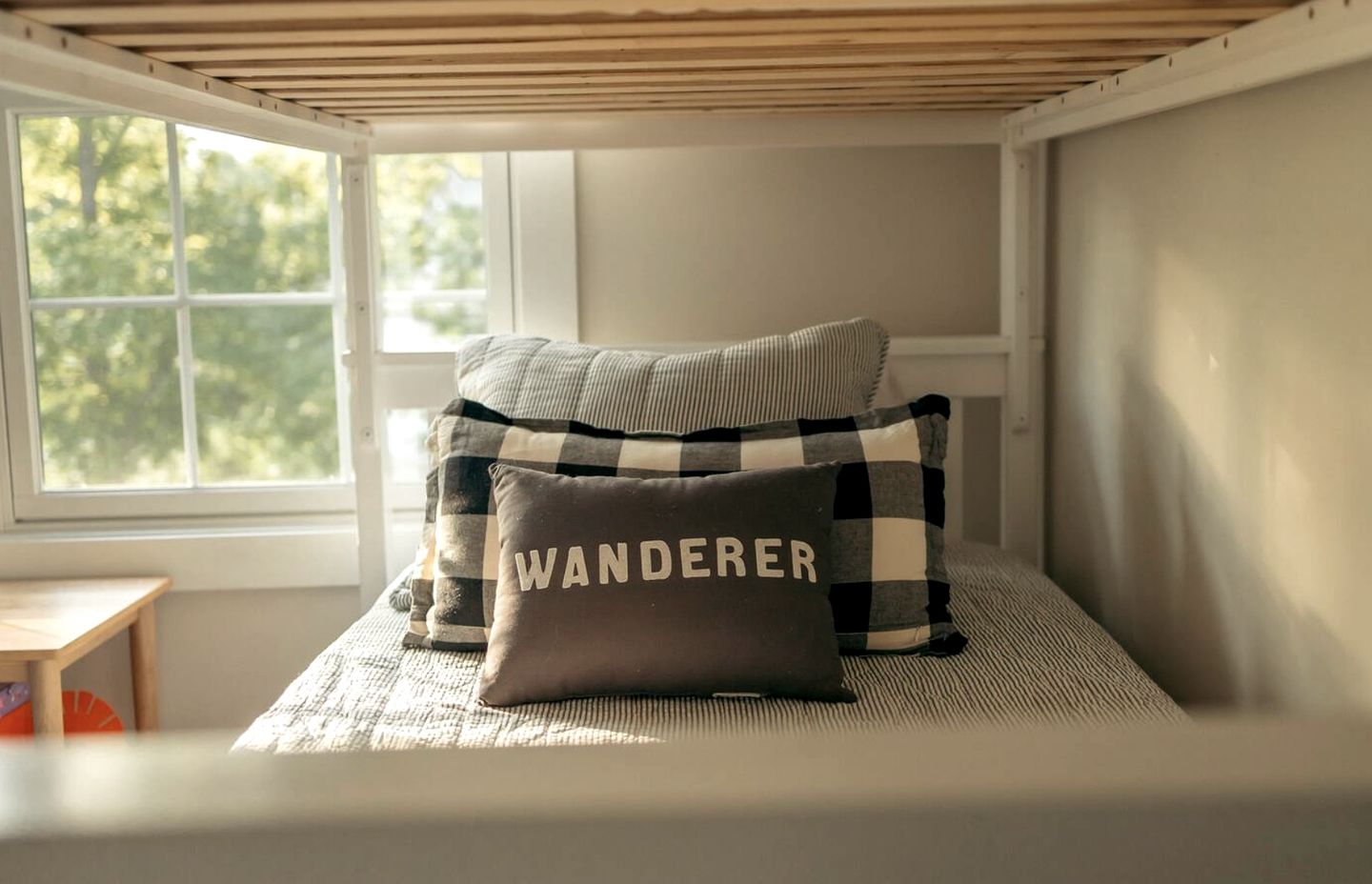 Beautiful Countryside Cabin Rental for a Relaxing Getaway on the Lake in Sawyer, Michigan