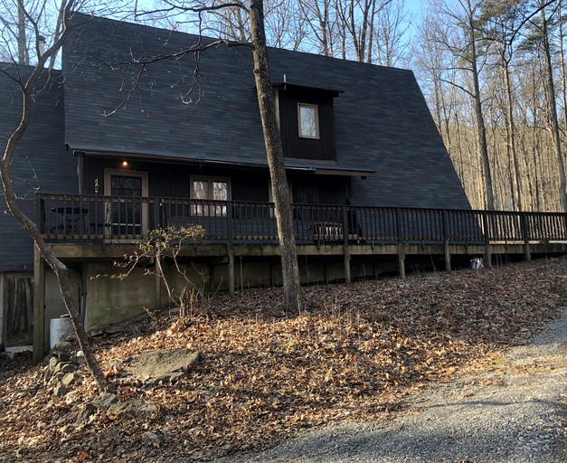 Cabin Rental With A Hot Tub Berkeley Springs West Virginia