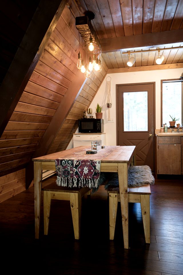 Cozy A-Frame Cabin for a Getaway near Lake Wenatchee in Leavenworth, Washington