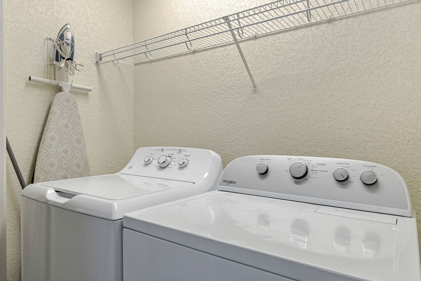 Spacious Cabin Rental Overlooking the Guadalupe River near Austin, Texas