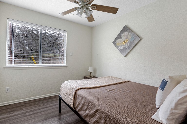 Cabins (United States of America, New Braunfels, Texas)