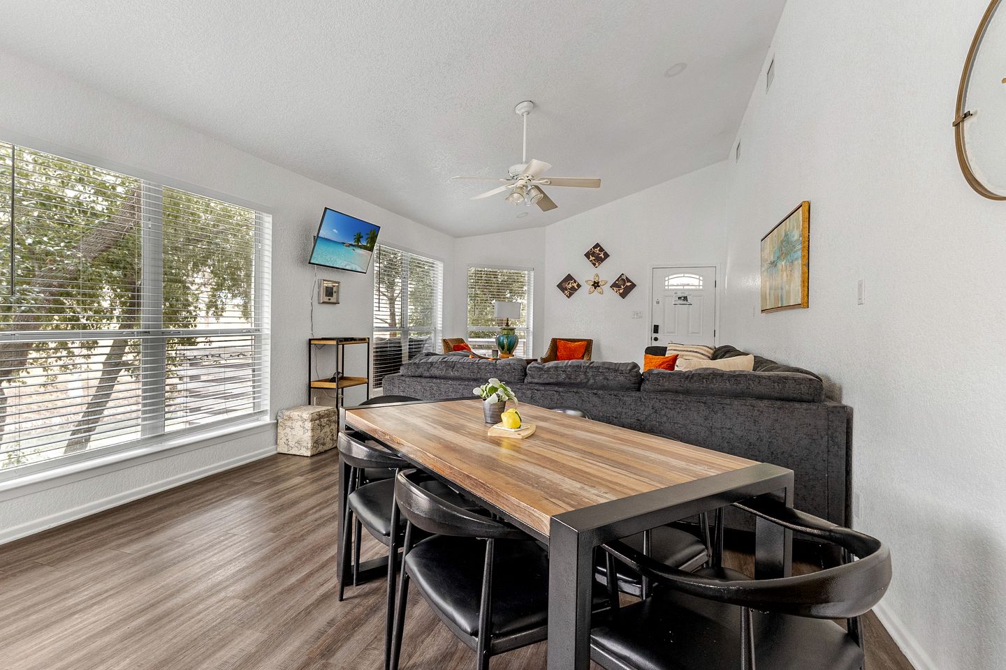 Spacious Cabin Rental Overlooking the Guadalupe River near Austin, Texas