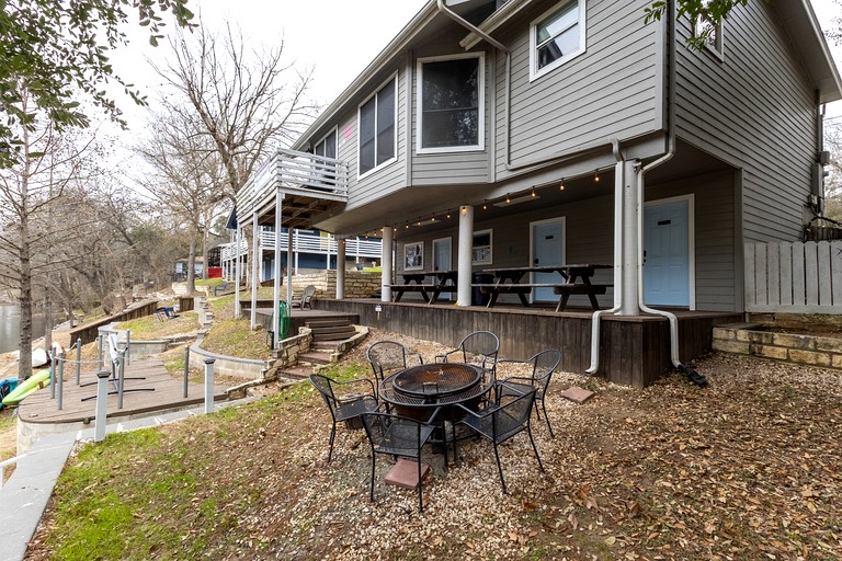 Cabins (United States of America, New Braunfels, Texas)