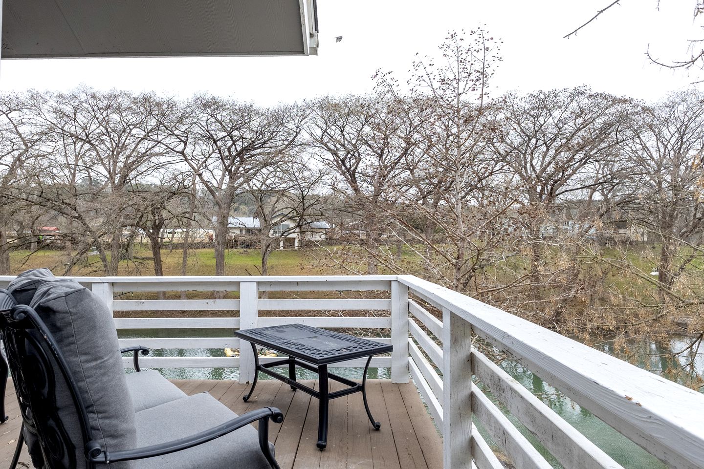 Waterfront Cabin Rental on the Banks of the Guadalupe River near San Antonio, Texas