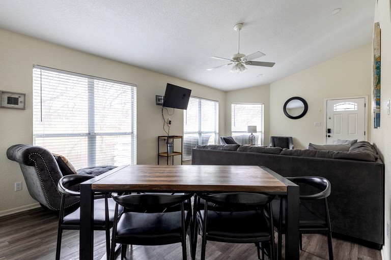 Cabins (United States of America, New Braunfels, Texas)