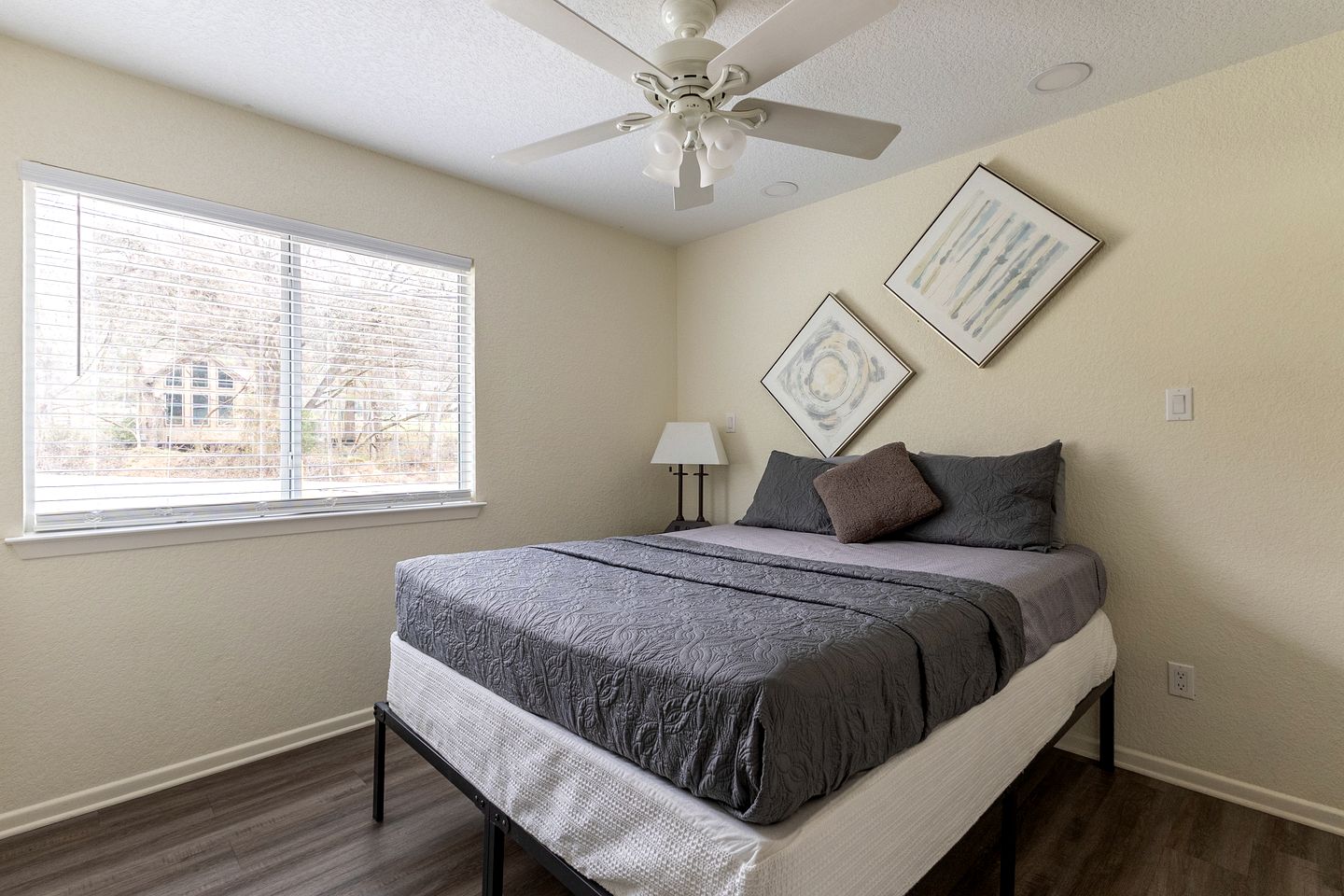 Waterfront Cabin Rental on the Banks of the Guadalupe River near San Antonio, Texas