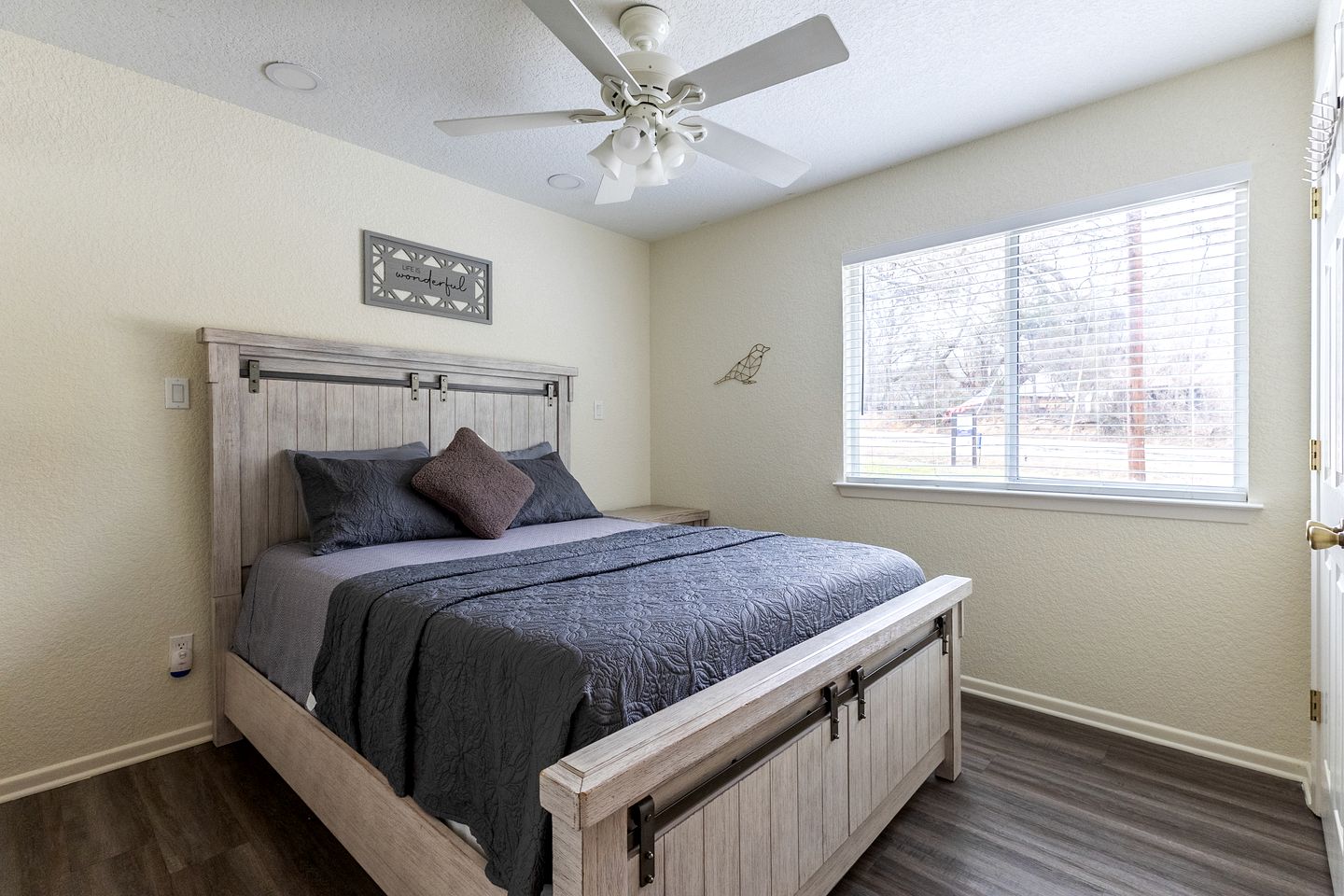 Waterfront Cabin Rental on the Banks of the Guadalupe River near San Antonio, Texas