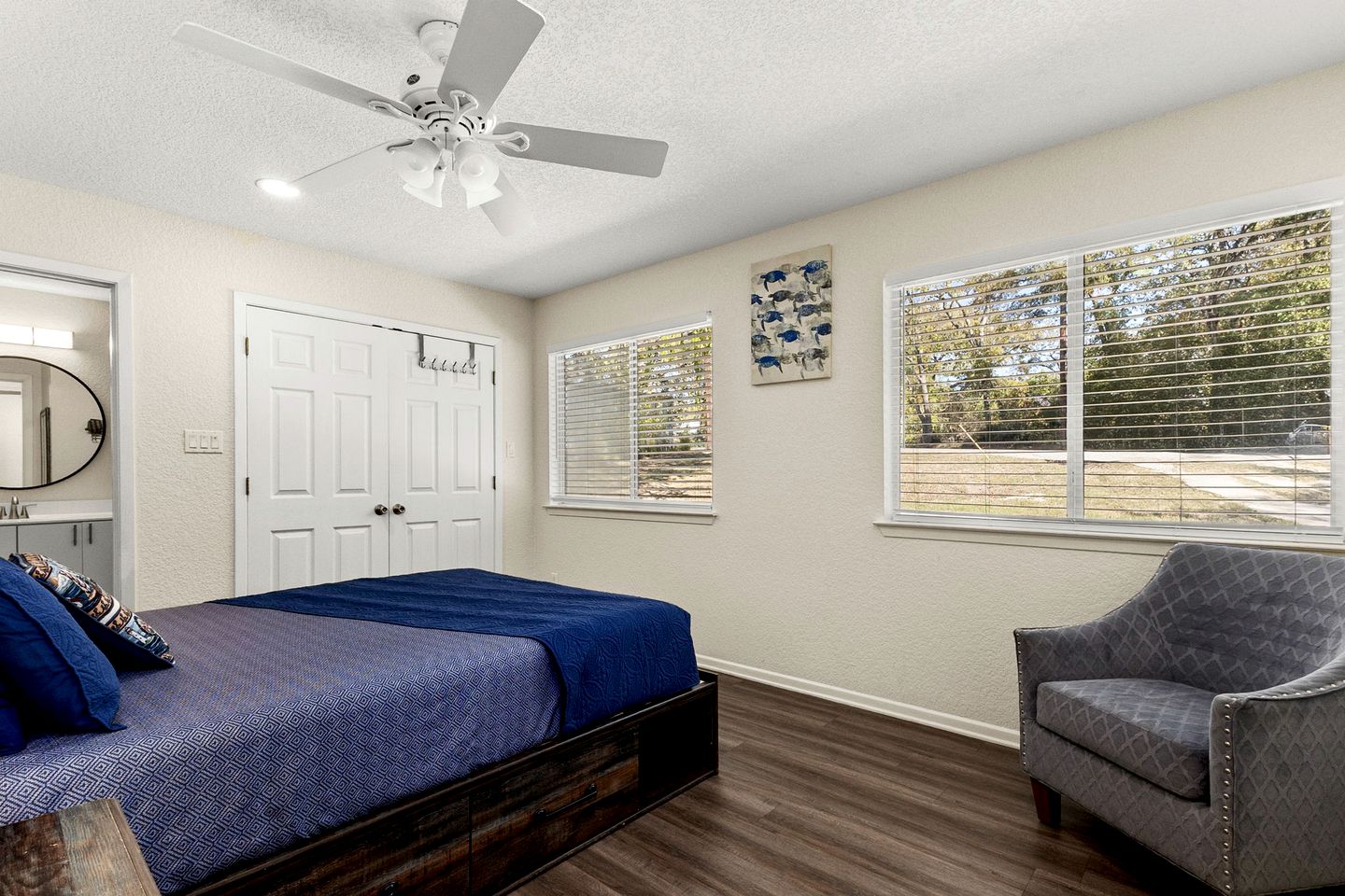 Riverfront Cabin Rental near Canyon Lake in New Braunfels, Texas