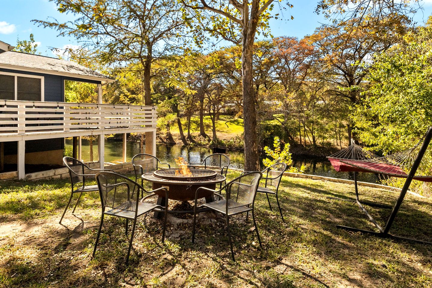 Riverfront Cabin Rental near Canyon Lake in New Braunfels, Texas