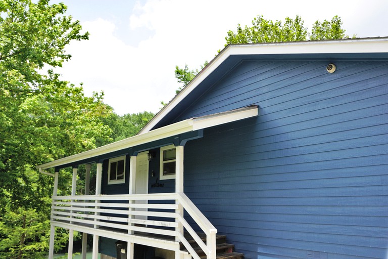 Cabins (New Braunfels, Texas, United States)