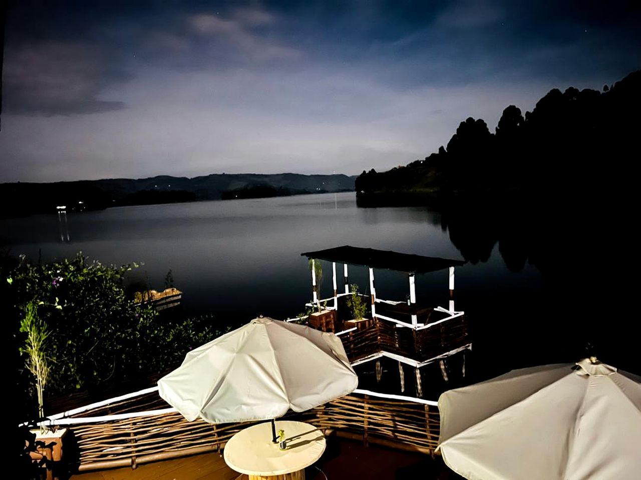 Glamping Accommodation with Stunning Waterfront Views on Lake Bunyonyi in Uganda