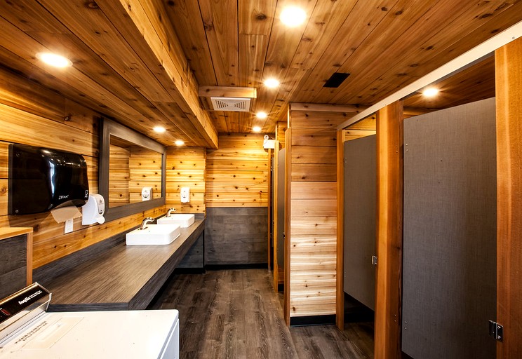 Tented Cabins (Canada, Revelstoke, British Columbia)