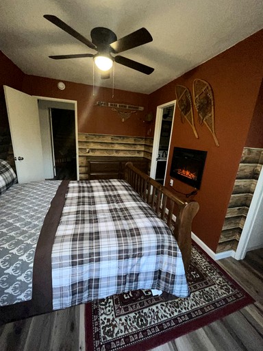 Cabins (United States of America, Big Bear City, California)