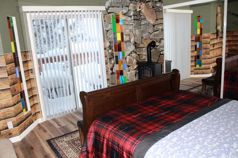 Cabins (United States of America, Big Bear City, California)
