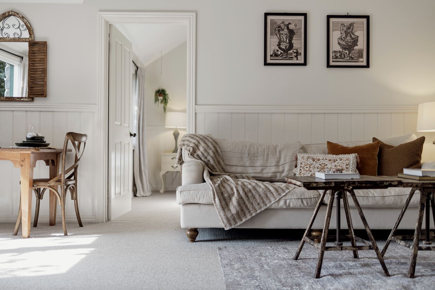 Romantic Cottage Getaway with Stunning Gardens in Trafalgar, Victoria