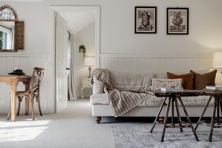 Cottages (Australia, Trafalgar, Victoria)