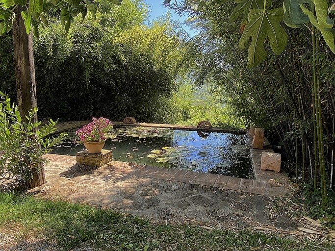 Bell Tents (Italy, Santa Fiora, Tuscany)