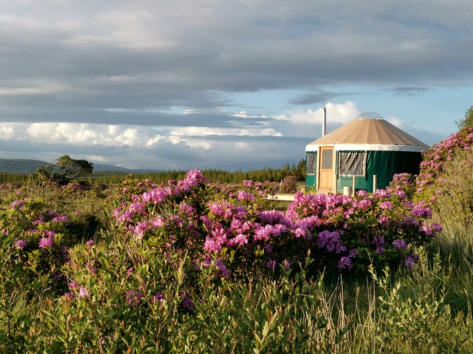 Yurts (Ballintra, County Donegal, Ireland)