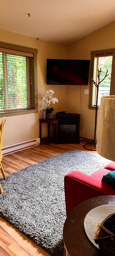 Cabins (Canada, Port Renfrew, British Columbia)