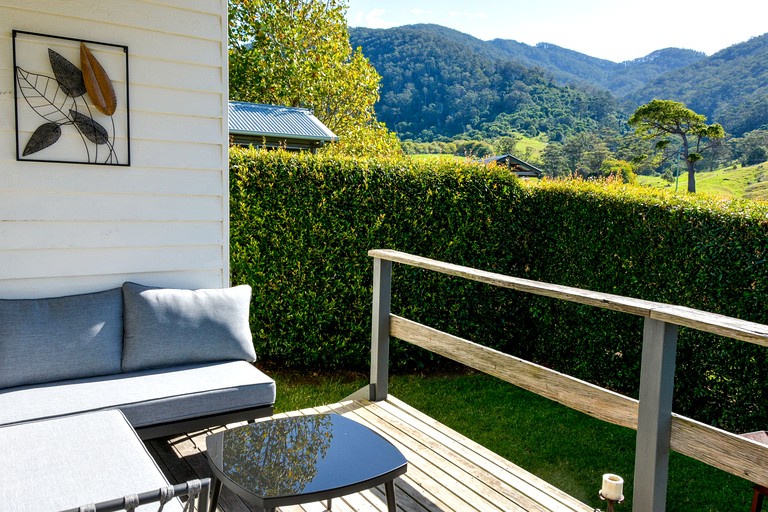 Cottages (Australia, Central Tilba, New South Wales)