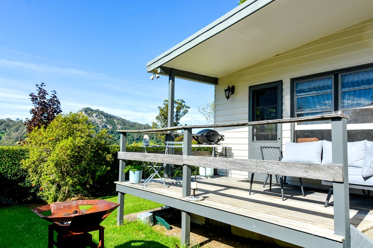 Cottages (Australia, Central Tilba, New South Wales)