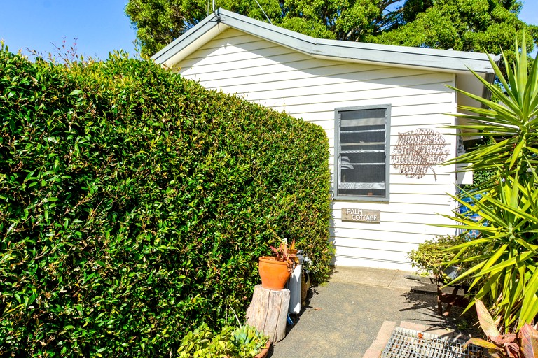 Cottages (Australia, Central Tilba, New South Wales)