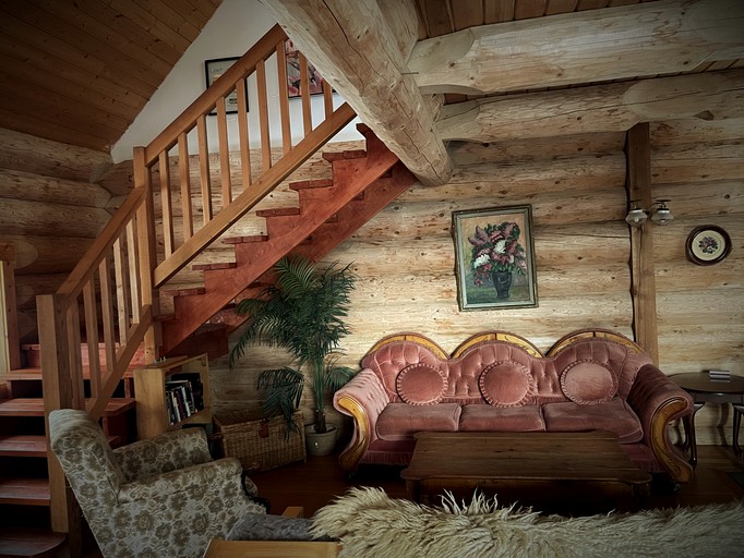 Cabins (Canada, Salmon Arm, British Columbia)