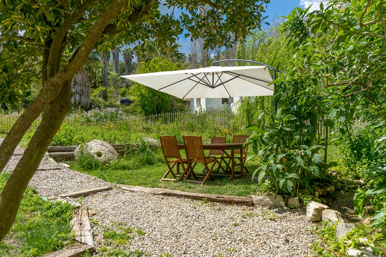 Cottages (Cucarrete, Andalusia, Spain)