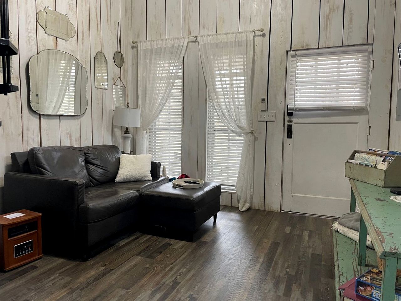 Beautiful Tree House for a Romantic Getaway on a Farm near Chattanooga Valley, Georgia