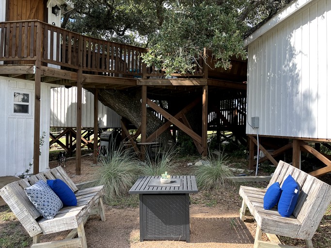 Tree Houses (United States of America, Dripping Springs, Texas)