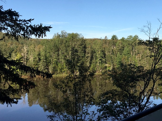 Cabins (New Glasgow, Canada)