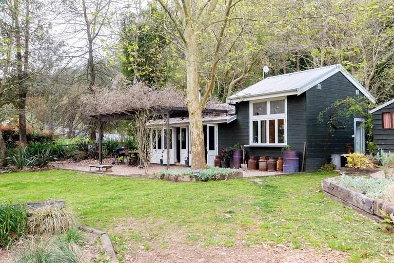 Cabins (Kangaroo Valley, New South Wales, Australia)