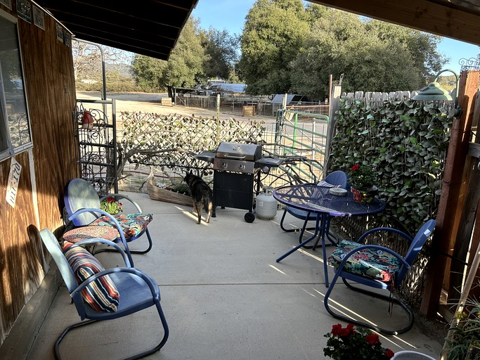 Barns (United States of America, Warner Springs, California)