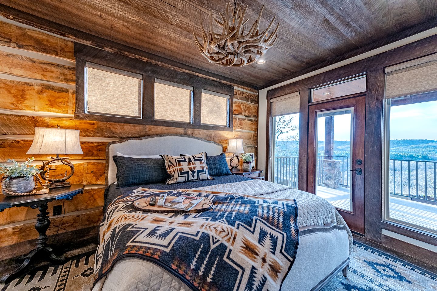 Fully-Equipped Cabin with Breathtaking Mountain Views in Broken Bow, Oklahoma