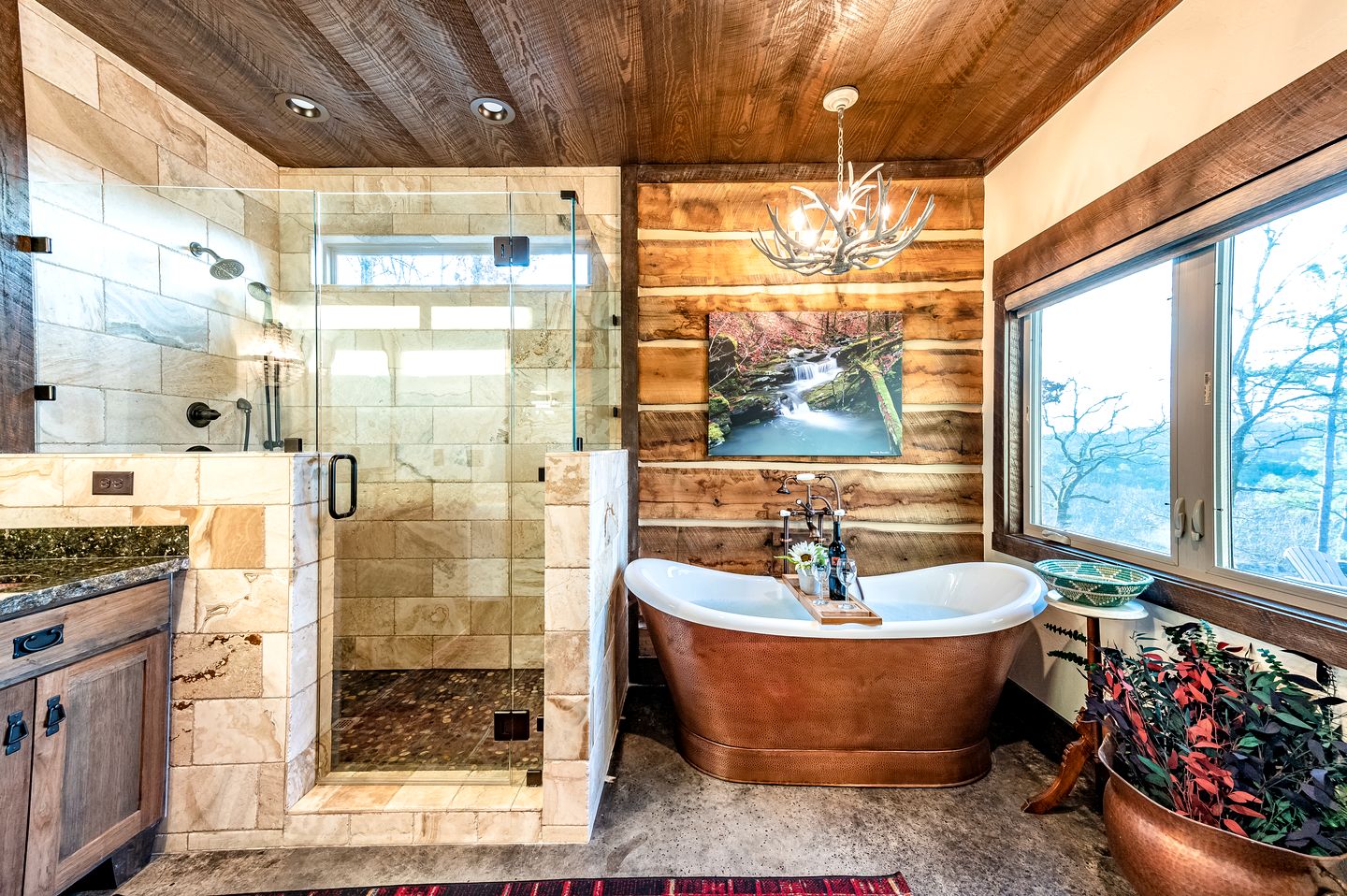 Fully-Equipped Cabin with Breathtaking Mountain Views in Broken Bow, Oklahoma