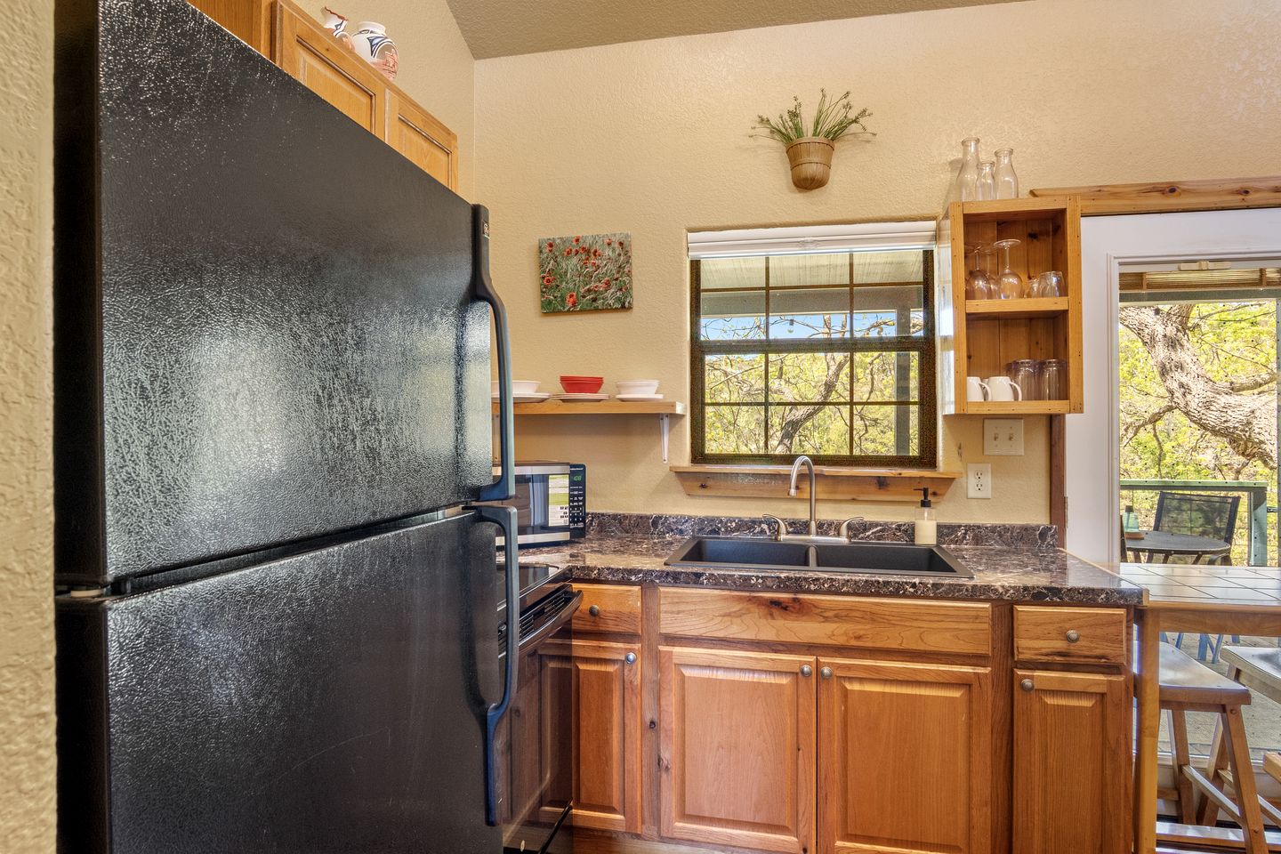 Fabulous Bandera Accommodation with a Hot Tub Ideal for Romantic Getaways near San Antonio