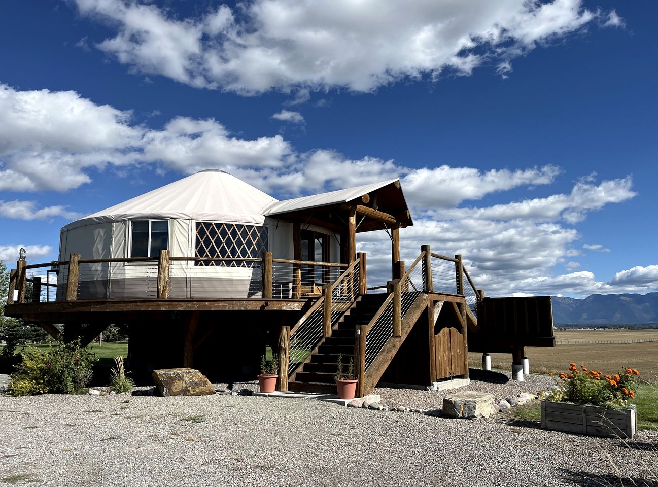 Luxury Flathead Lake Yurt Ideal for a Great Getaway in Montana