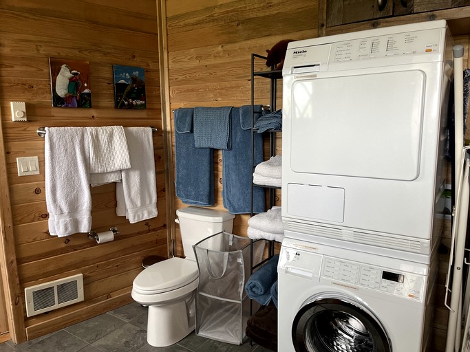 Yurts (United States of America, Somers, Montana)