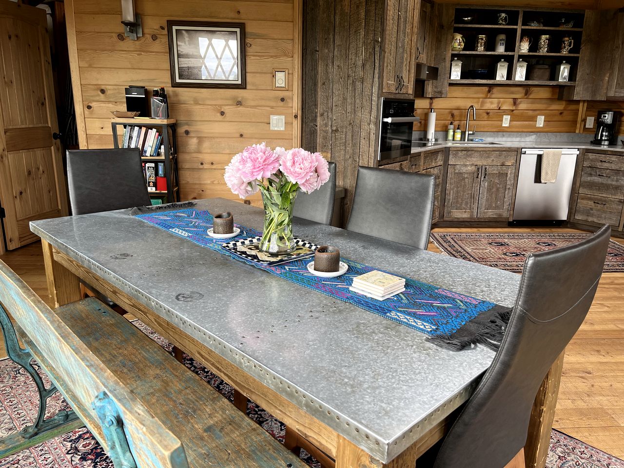 Luxury Flathead Lake Yurt Ideal for a Great Getaway in Montana