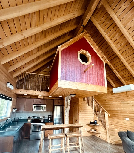 Cabins (Canada, Salmon Arm, British Columbia)