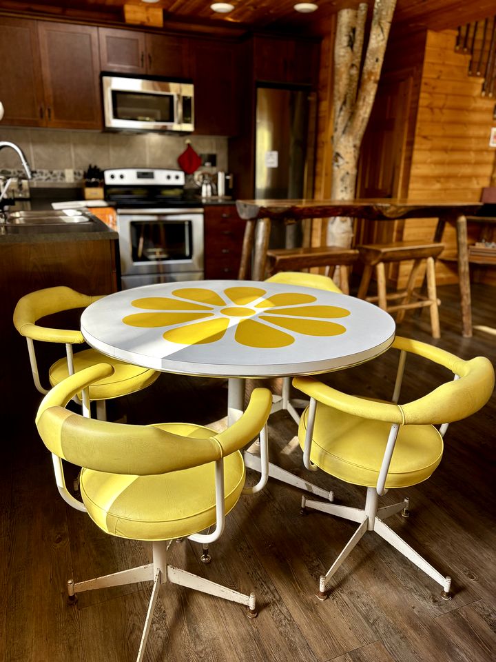 Cozy Salmon Arm Cabin Ideal for Glamping in British Columbia