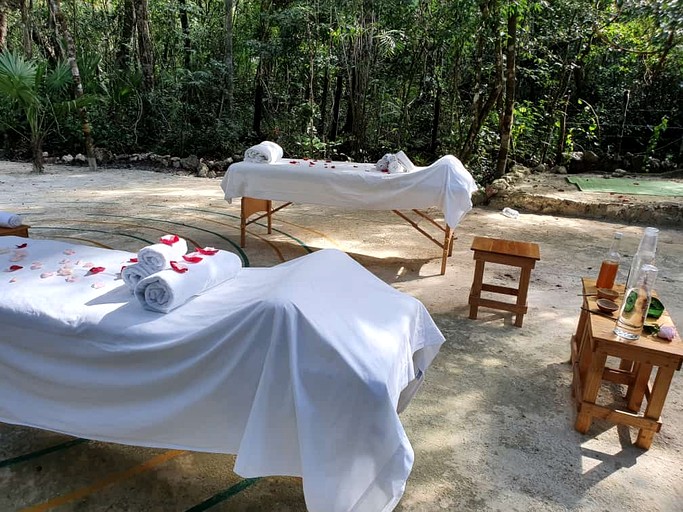Bell Tents (Mexico, Puerto Morelos, Quintana Roo)