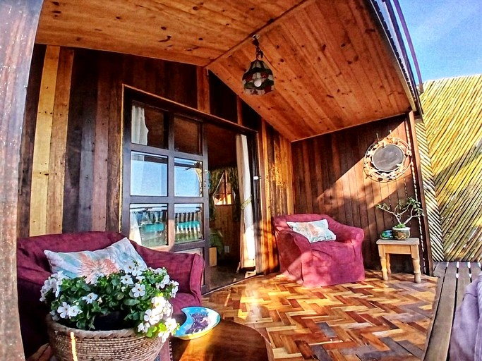 Cabins (South Africa, Cape Town, Western Cape)
