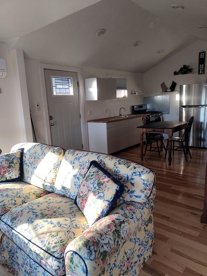 Peaceful Sparta Accommodation on a Large Farm