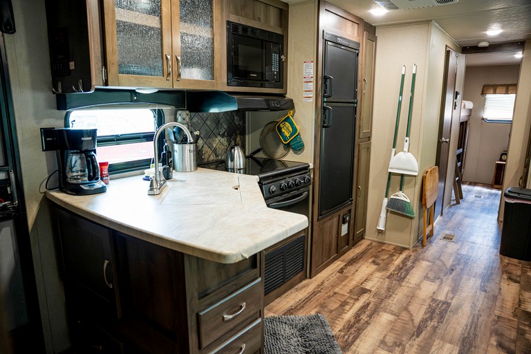 Caravans (United States of America, Marble Falls, Texas)