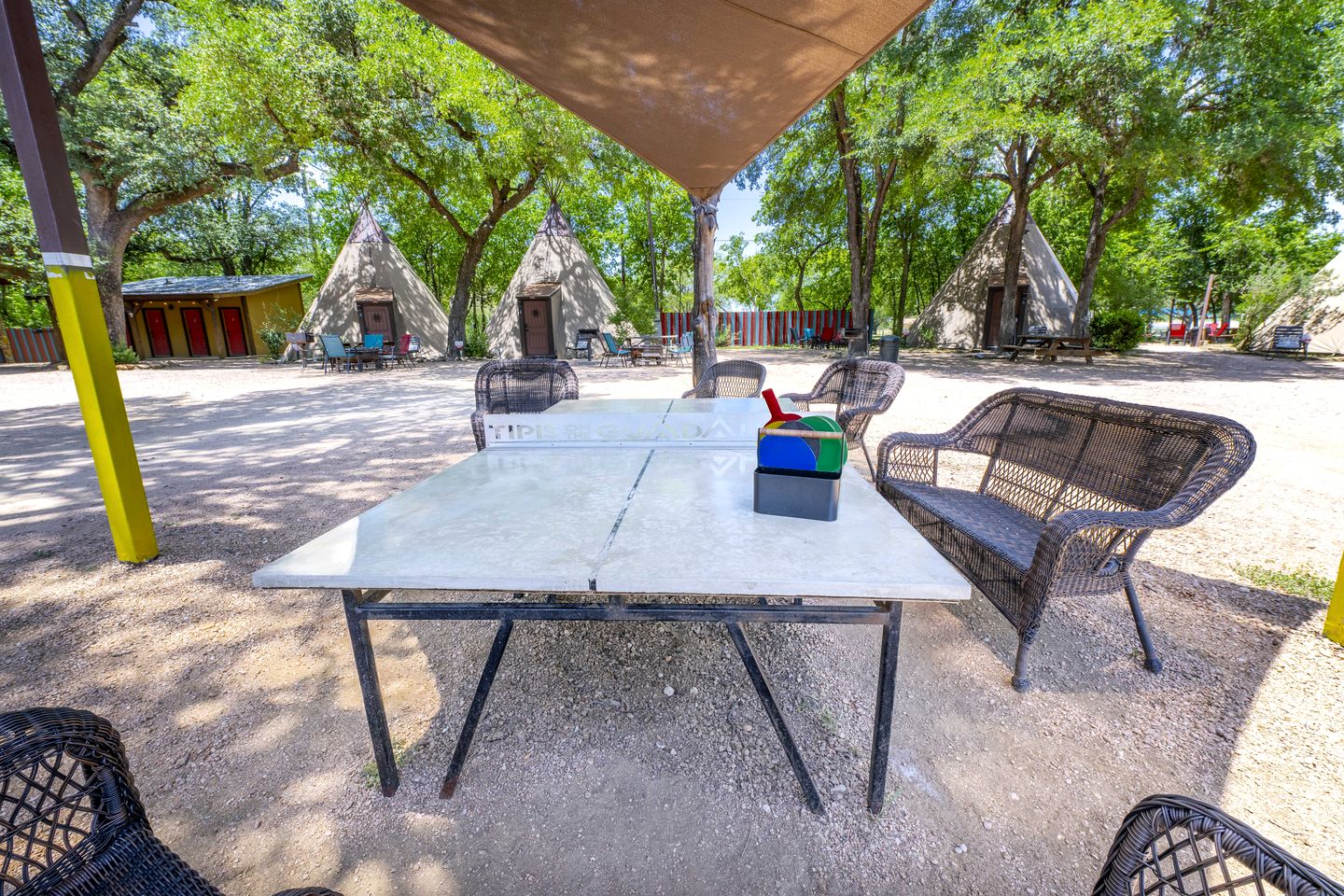 Adorable Cabin Rental Ideal for a Romantic Getaway with Guadalupe River Access in Texas!