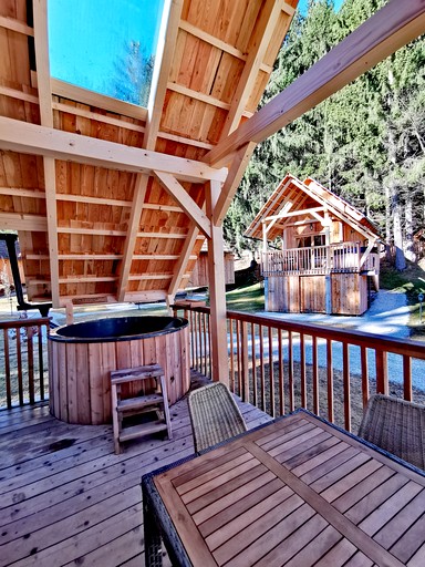 Cottages (Slovenia, Bled, Upper Carniola)