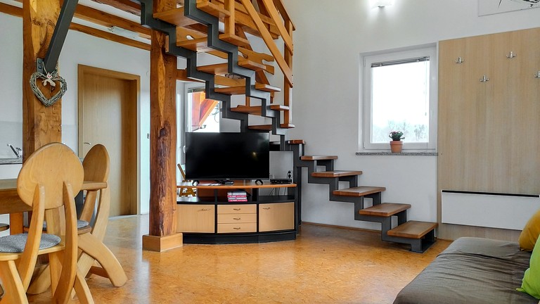 Cottages (Slovenia, Jesenice na Dolenjskem, Lower Sava)